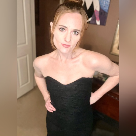 Sexy Black NWT Eleanora Dress in black, size small, never worn ❤️❤️❤️
